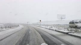 Snow falls on Kashmir after state experience long dry spell that impacted tourism