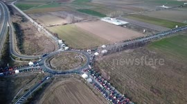 Greek farmers continue protests demanding gov't pledged aid