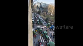 Convoy of tractors line streets as EU leaders converge in Brussels for summit
