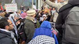 Hundreds of Thousands Stand Together Against Right-Wing Extremism in Berlin, Germany