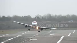 Hero pilots land planes rocked, bounced and thrown around during strong wind landings at Birmingham’s BHX Airport
