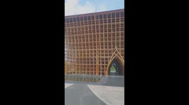 The house was built from 42,000 bamboo trees over 15 meters high in Vietnam