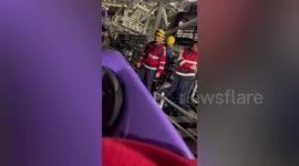 Disneyland roller coaster breaks down leaving passengers stranded