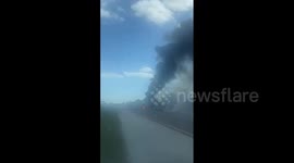US: 2 Dead After Small Plane Crashes Into Vehicle On I-75 Near Naples, FL