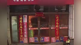 Hero passerby breaks into restaurant to fight fire from electric meter box