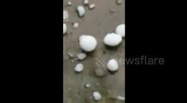 Large hailstones hit southern China