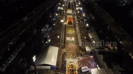 Thousands line streets in Sao Paulo to celebrate carnival