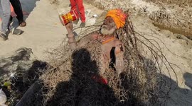 This devotee has been lying on a bed of thorns every day for 35 years as part of public penance