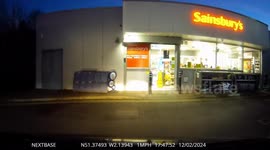 Riveting Road Rage: Exclusive Dash Cam Footage of a dangerous UK Near Miss crash