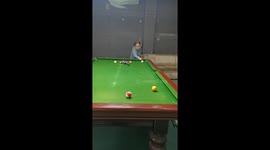Grandmother's stunning pool mastery: a remarkable attack in Liaoning, China