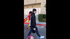 Woman takes viewers along on exciting Super Bowl Experience ahead of Chiefs vs. 49ers