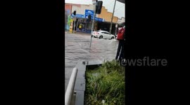 Australia: Wild Weather With Damaging Winds Lashes Parts Of Victoria 6