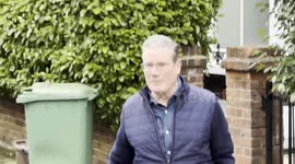 Keir Starmer leaves his house amid anti-semitism row