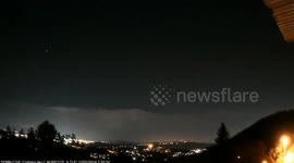 Dazzling Comet Lights Up Mediterranean Sky in Barcelona, Spain