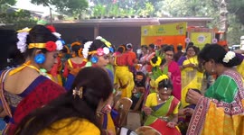 Bangladesh capital celebrates Pohela Falgun, Valentine's Day