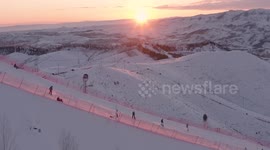 Worldwide enthusiasts revel in Xinjiang ice and snow wonderland