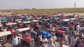 Farmers protested in Rajasthan by tractors demand is for electricity supply
