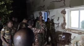Sudanese army breaks siege on important base in Omdurman