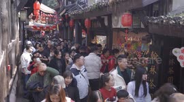Tourists flock to Ciqikou Ancient Town in Chongqing, China