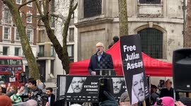 Jeremy Corbyn gives a speech outside High Court ahead of Julian Assange extradition hearing