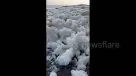 US: Atmospheric River Brings High Winds, Sea Foam To Santa Cruz Coast