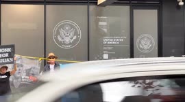 Julian Assange protest outside US Consulate in Sydney as extradition hearing begins