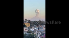 Mexico: New Eruption At Popocatépetl Volcano Spews Huge Ash Plume 2