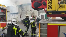 Actuación del Cuerpo de Bomberos de Comunidad de Madrid en un incendio en casco urbano