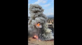 Massive firecracker display stuns spectators at temple fair in southern China