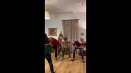 4 AWESOME ideas to have fun with friends and family during Christmas