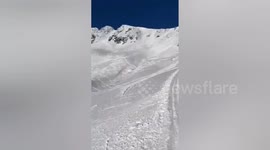 One skier died and six others buried after Gulmarg avalanche, Accident live record