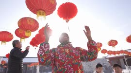 Expats across China celebrate Lantern Festival
