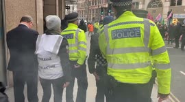 Extinction Rebellion activists arrested as they set off smoke flares and block the entrances to Lloyd’s Building