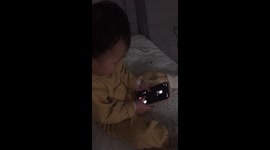 Hilarious moment toddler keeps calling his father to hear ringtone