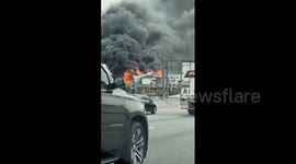 US: 4-Alarm Fire At 3-Story Building Spread To Casulo Hotel In South Austin