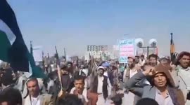 Tens of Thousands Protest in Solidarity with Palestine in Sana'a, Yemen