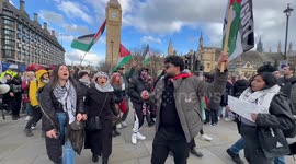 Pro-Palestine protesters march to Parliament Square Rishi Sunak speech on extremism