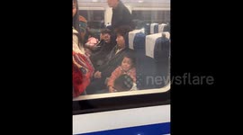 Tearful 4-year-old boy bids emotional farewell to father at Chinese train station