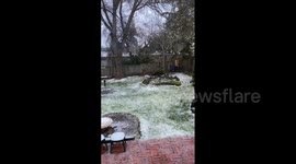 US: Low-Pressure System Brings Snow And Rain To Seattle Metro Area