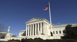Supreme Court temporarily suspends implementation of Texas immigration law in Washington, DC, USA