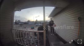 Cat Scares DoorDash Delivery Driver
