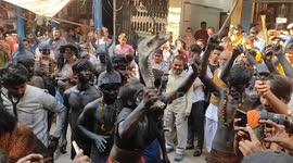 India's Maha Shivaratri festival sees thousands in vibrant processions honoring Lord Shiva