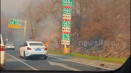 Breakout Mountain Fire in Guizhou, China Spreads to Highway Side