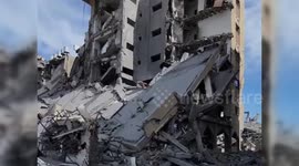 Khan Yunis neighbourhood left in ruins by Israeli attacks