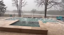 US: Large Hail Pelts Northern Texas Amid Severe Weather