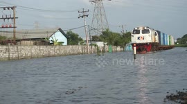 Floods Still Not Receding, KAI Makes Cancellations, Reengineers Train Operation Patterns, and Diverts Passenger Services at Semarang Poncol Station