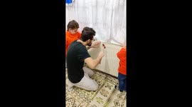 Toddler takes hilarious revenge with hammer