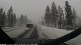 Nasty head on collision ensues on icy Oregon trail