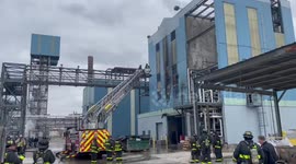 Fire Erupts at Chemical Plant in Chicago, IL, USA