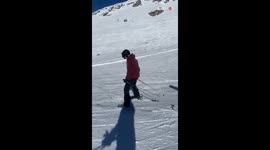 Adventurous duo's plan to ace popular skiing trend HILARIOUSLY BACKFIRES!